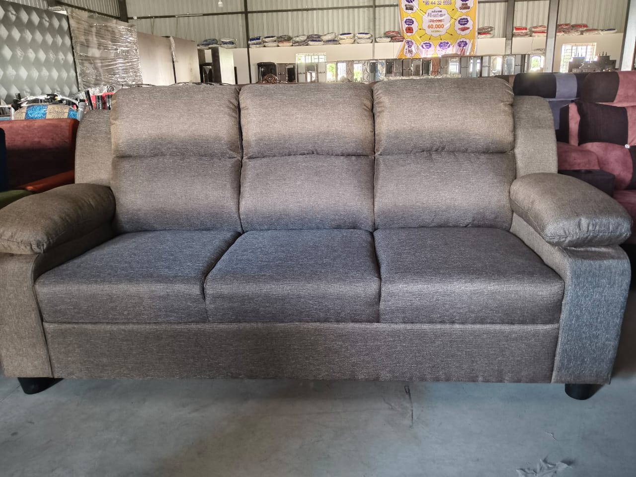 3 seater kushion sofa